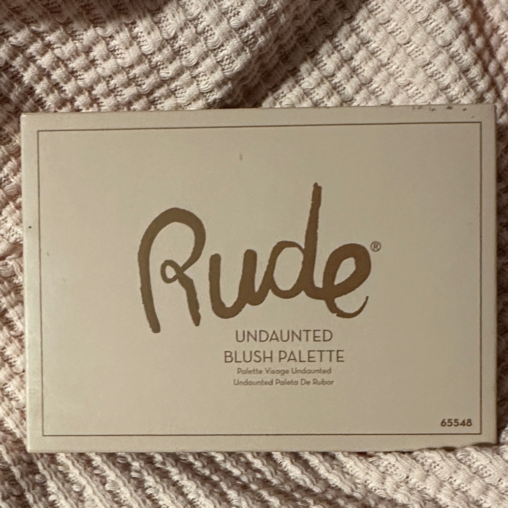 RUDE Undaunted Blush Palette - Picture 3 of 4